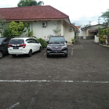 Hotel Besar Purwokerto Zewnętrze zdjęcie