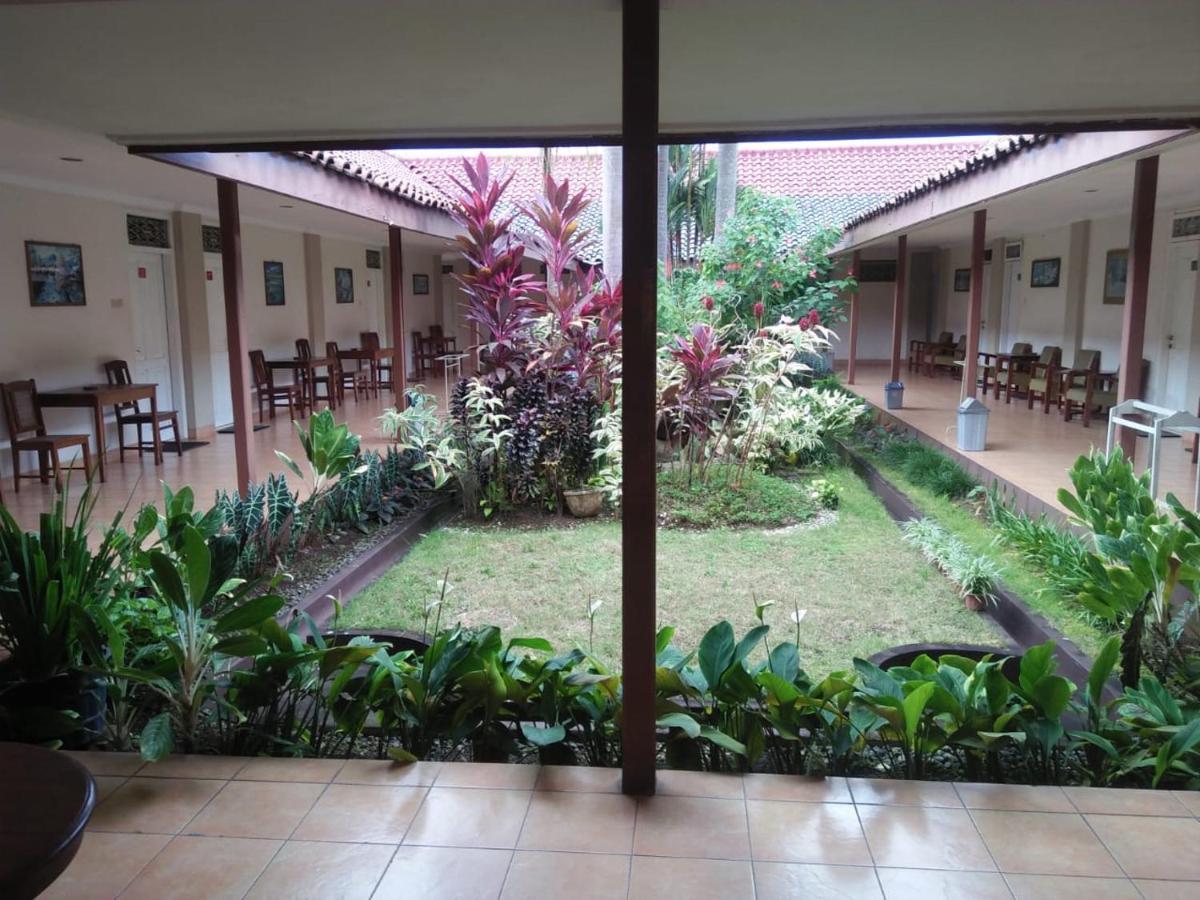 Hotel Besar Purwokerto Zewnętrze zdjęcie