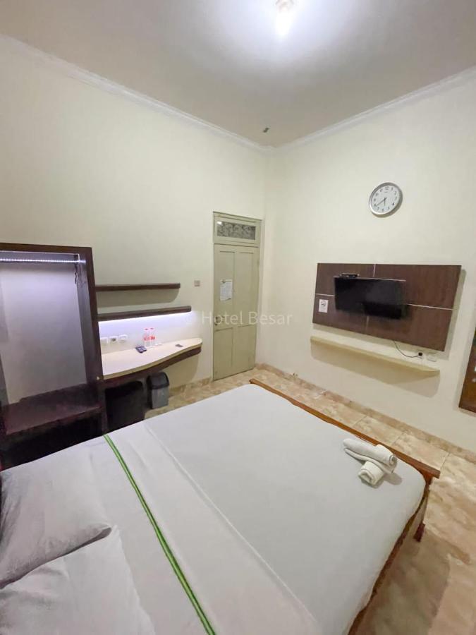 Hotel Besar Purwokerto Zewnętrze zdjęcie