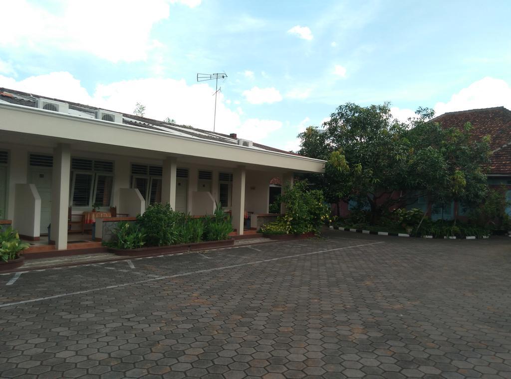 Hotel Besar Purwokerto Zewnętrze zdjęcie